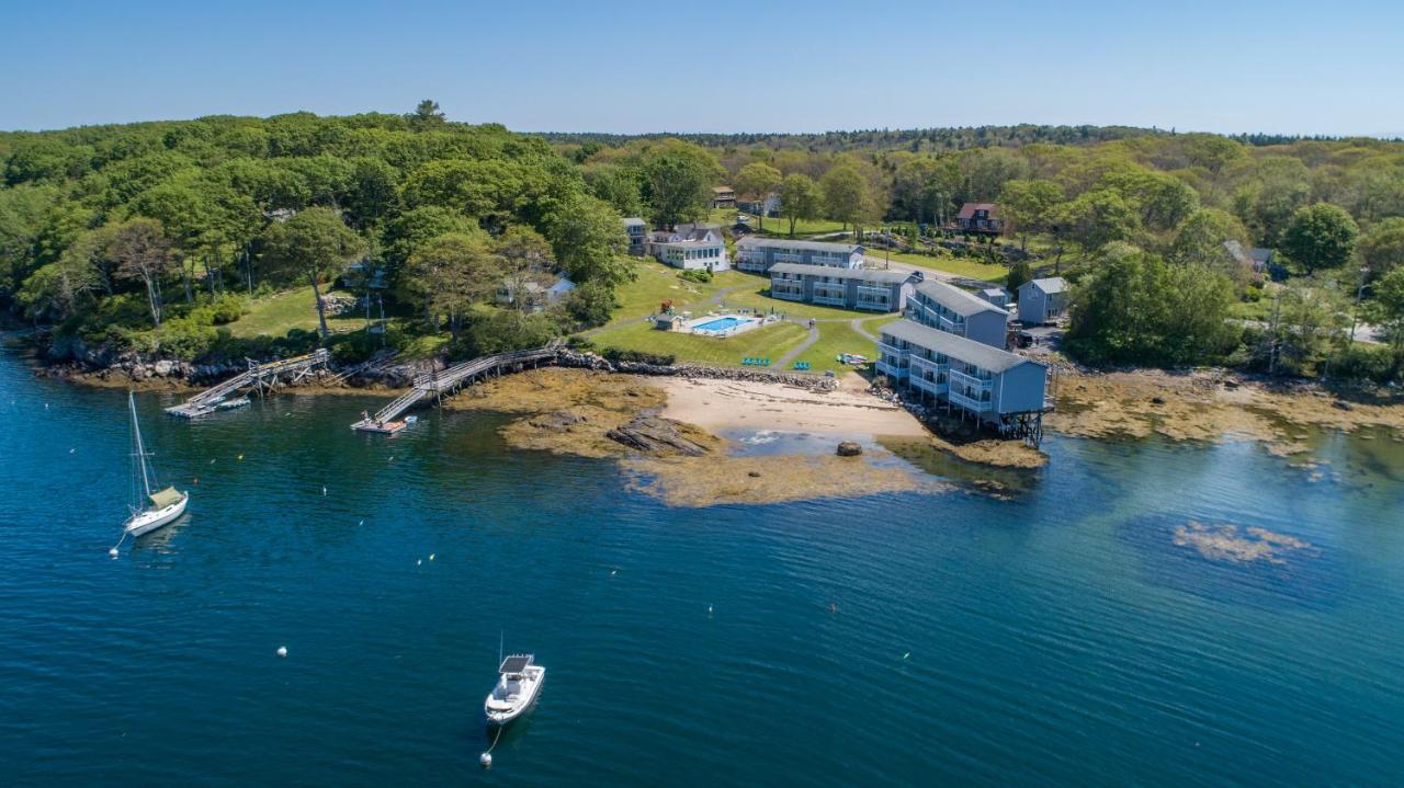 Smugglers Cove Inn Dayville Eksteriør billede
