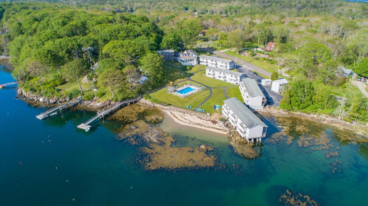 Smugglers Cove Inn Dayville Eksteriør billede